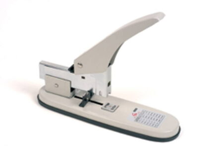 B/R STAPLER HEAVY DUTY 24/6 FOR 240P. BR00210